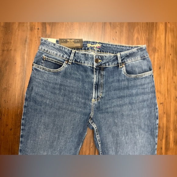 Wrangler Retro Mae Mid Rise Bootcut Jeans Size 15 X 34 Medium Wash Rodeo Cowgirl - Picture 6 of 16